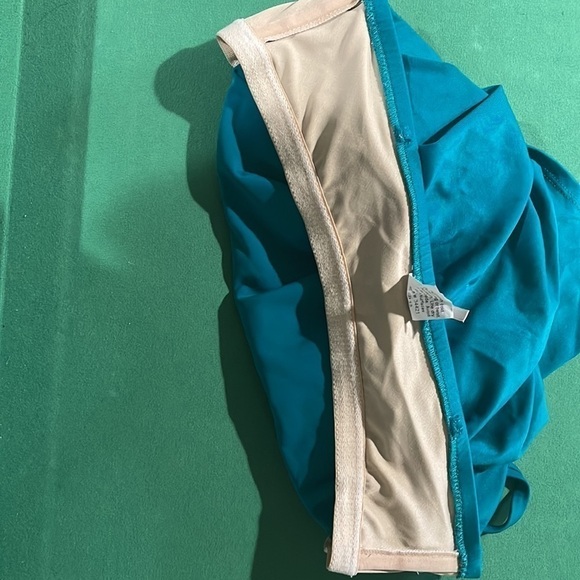 J Crew Women's Bikini Top Padded Wired Bra Size 8 - Picture 10 of 10